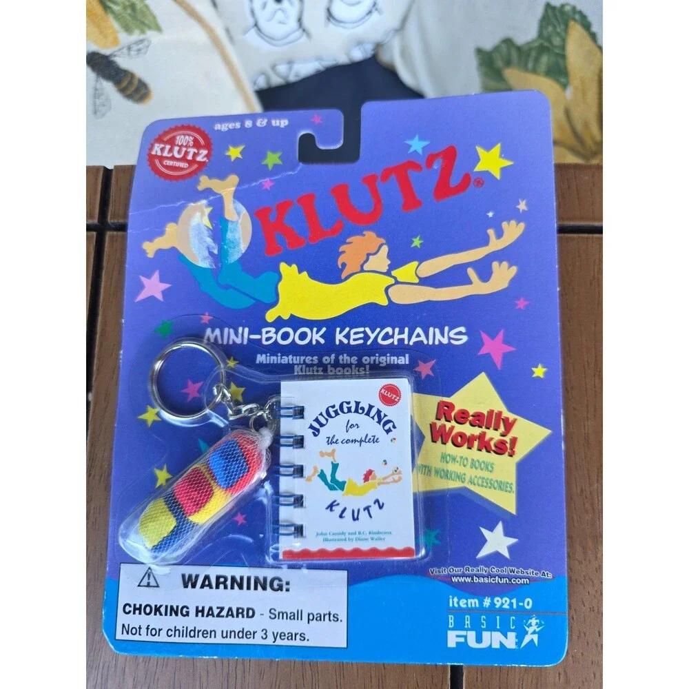Vintage 1998 Klutz Mini-Book Keychain - Juggling for the Complete Klutz